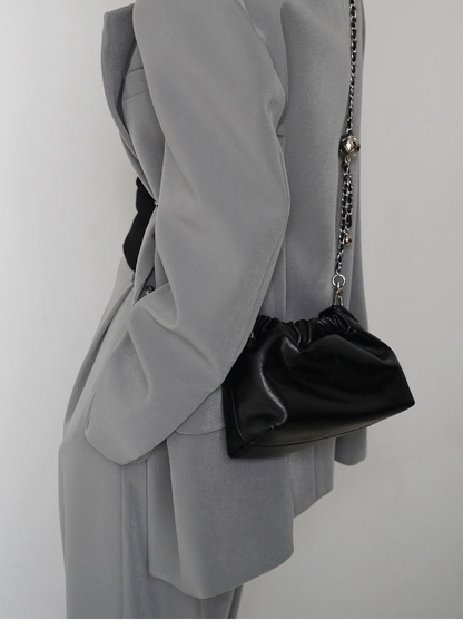 オイルワックスレザー ギャザーショルダーバッグ