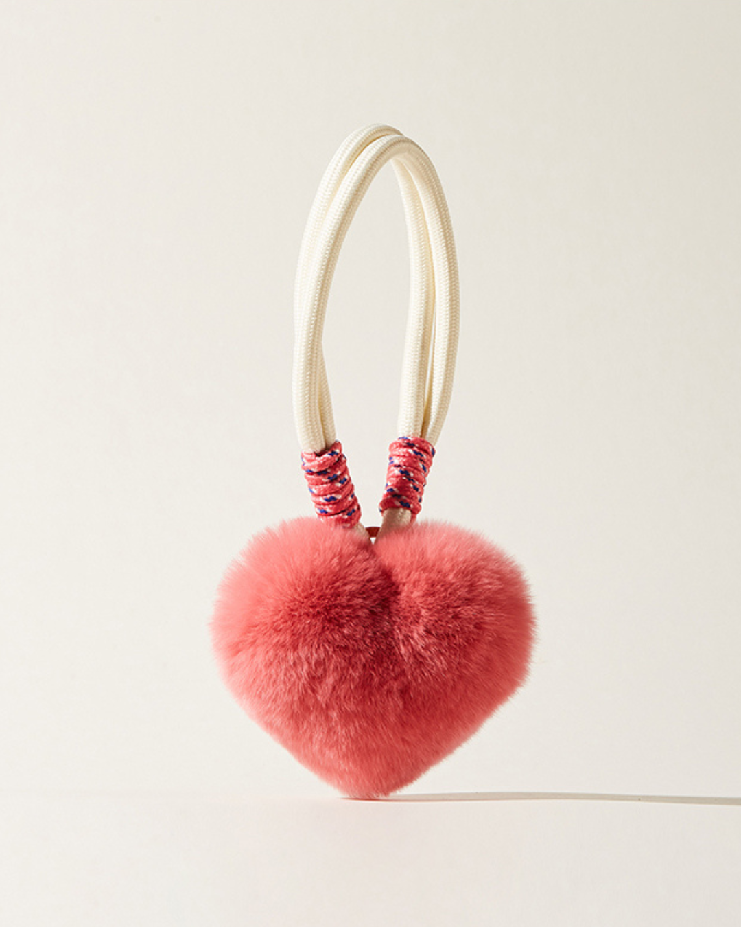 可愛いハートのペンダントバッグアクセサリー