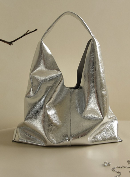 【本革・撥水】レザートライアングルトートバッグ