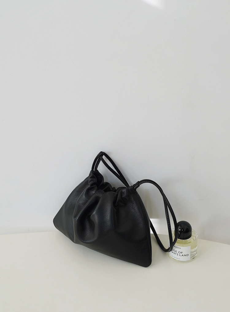 ニッチレザーギャザーショルダーバッグ