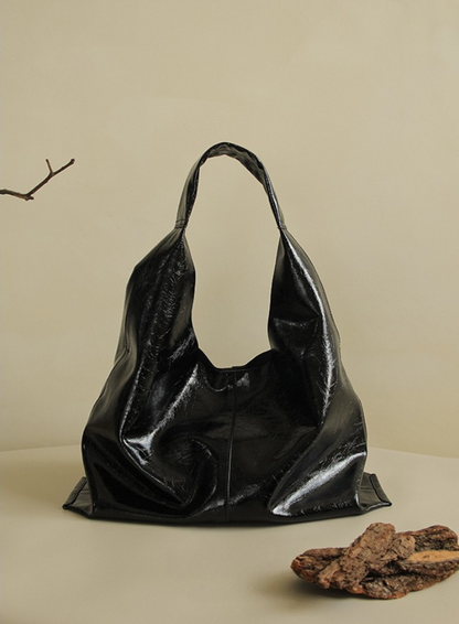 【本革・撥水】レザートライアングルトートバッグ