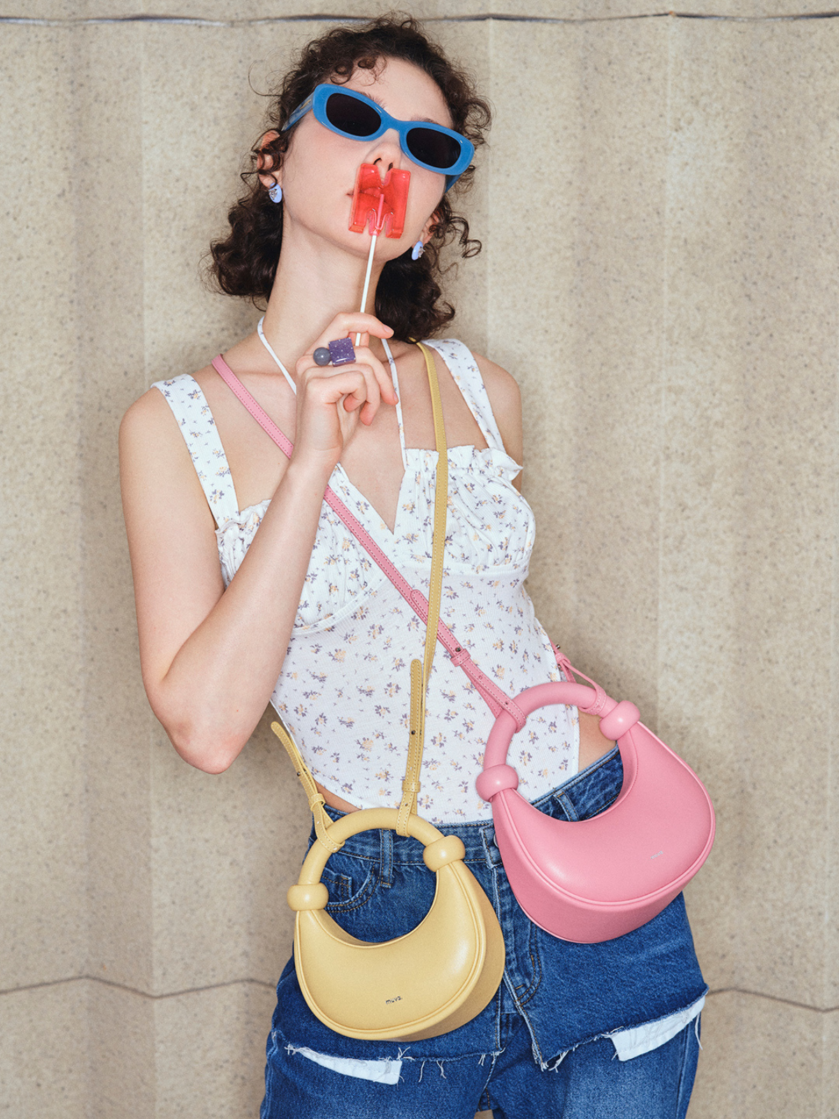 ニッチデザインハンドバッグ