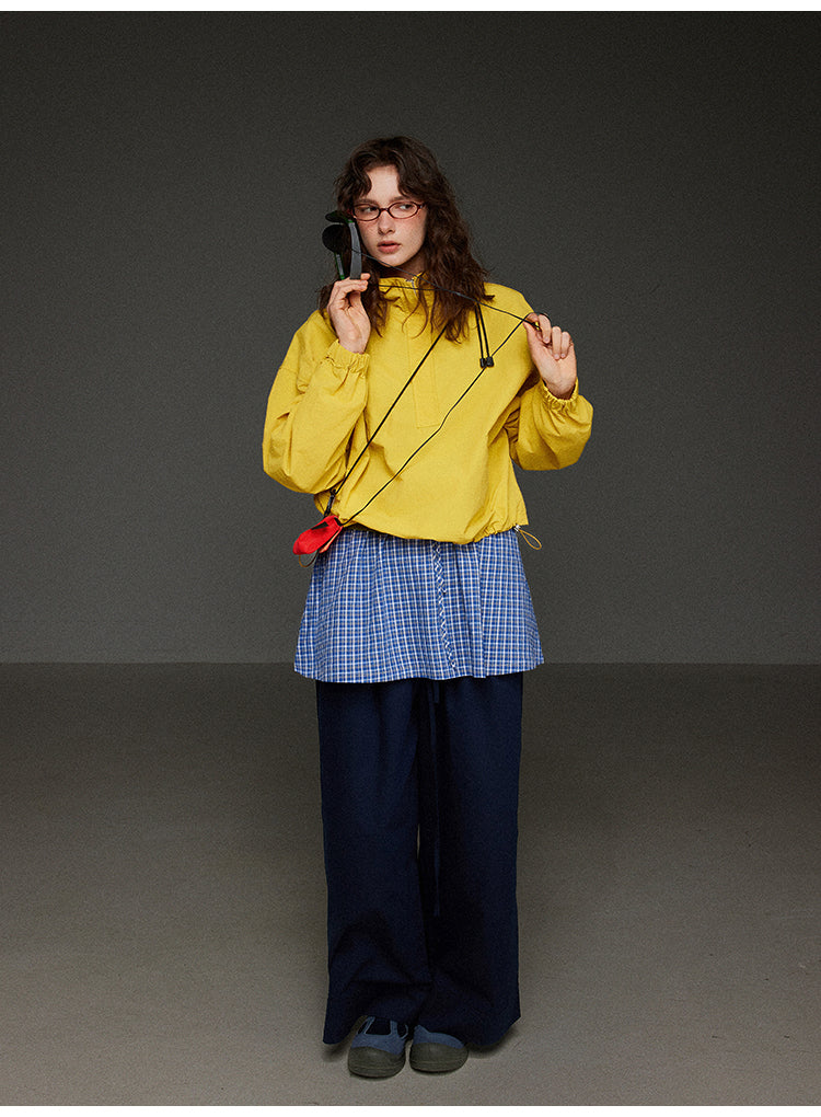 軽やかなハーフジップ連帽ジャケットレディース